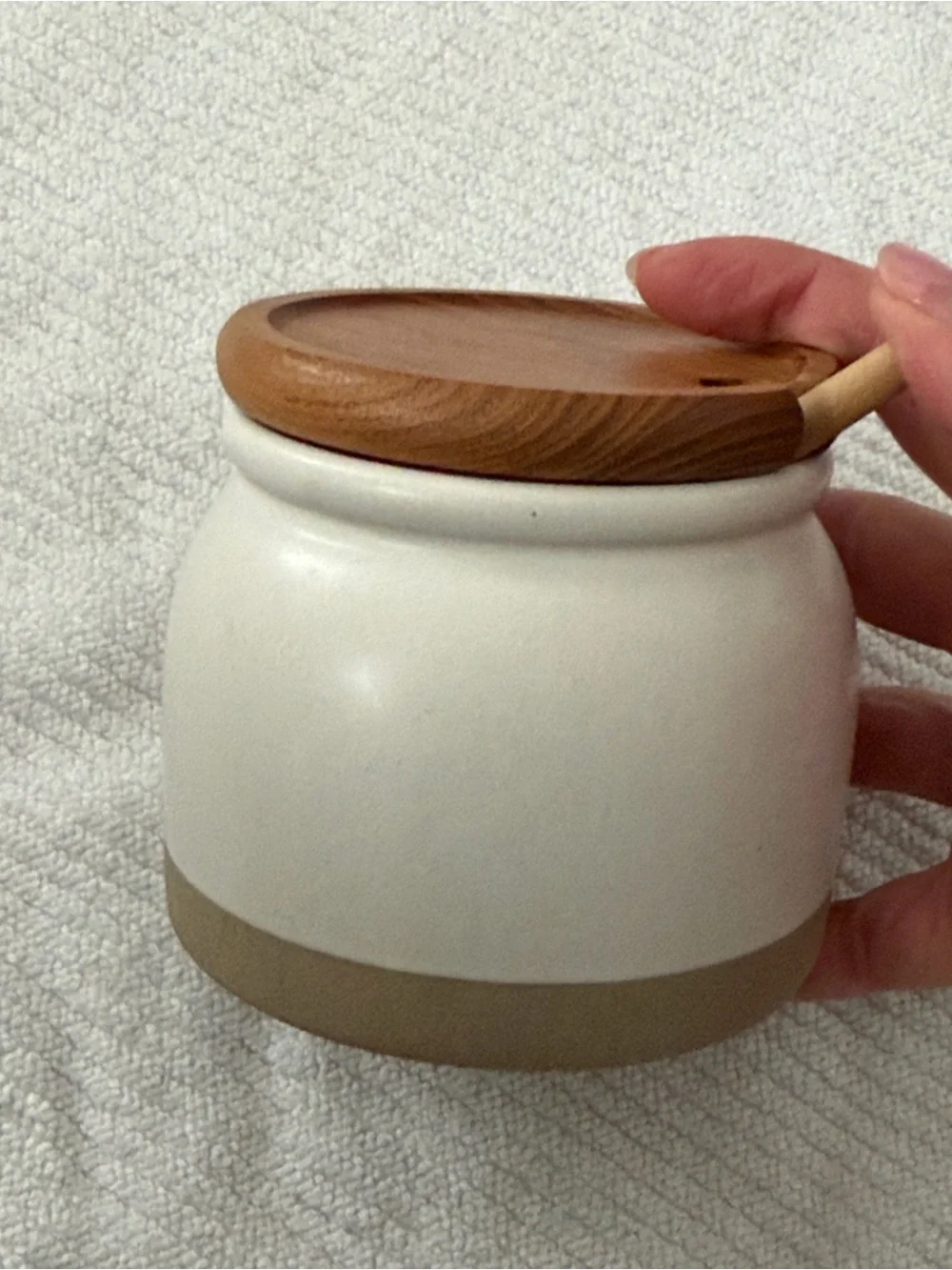 Ceramic Sugar Jar with Wooden Lid - Cream & Brown